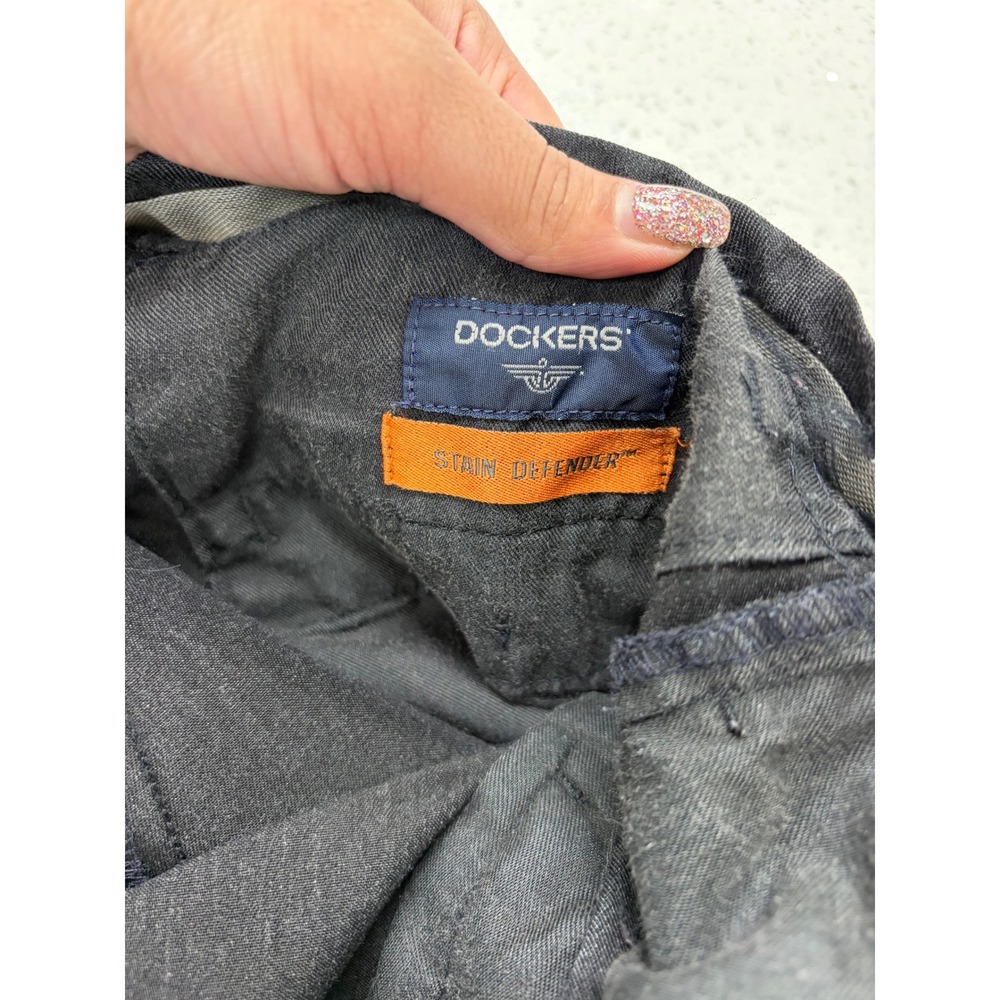 Dockers Stain Defender Mens Dress Pants 36x29 Charcoal Gray Flat Front Chinos - Picture 3 of 4